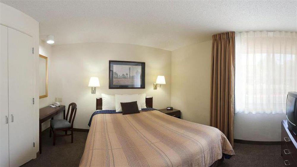 Sonesta Simply Suites Dallas Galleria Екстер'єр фото
