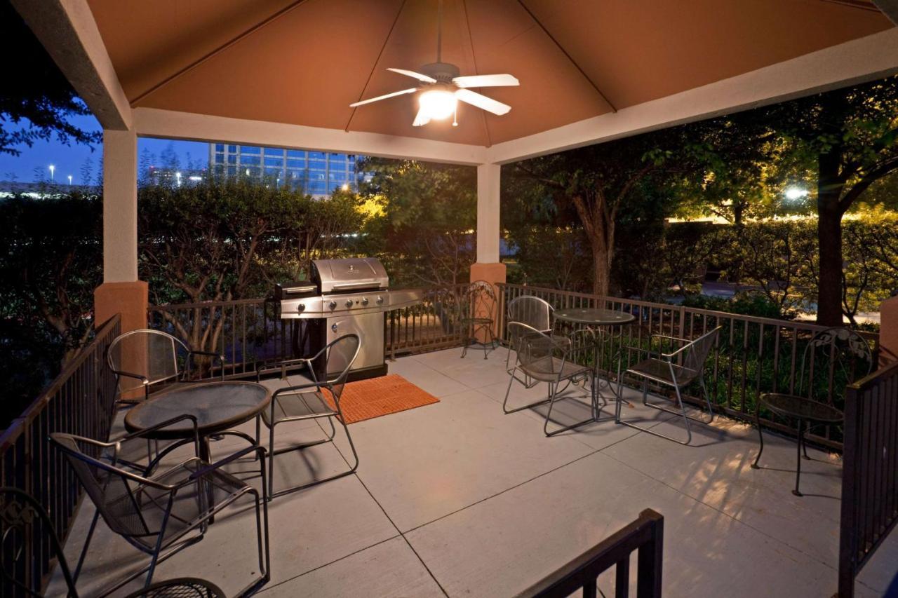 Sonesta Simply Suites Dallas Galleria Екстер'єр фото
